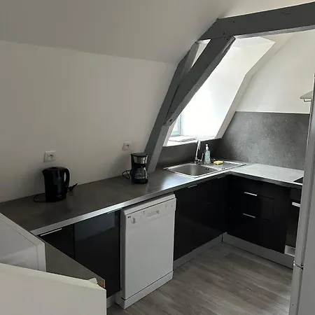 Mariya Moment 생토메르