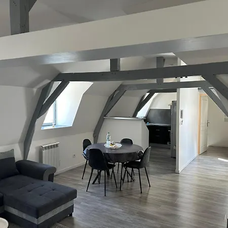 Mariya Moment 생토메르