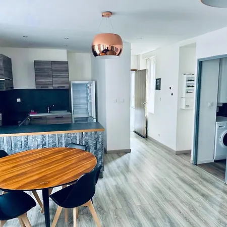 Appartement Mariya Moment Sint-Omaars